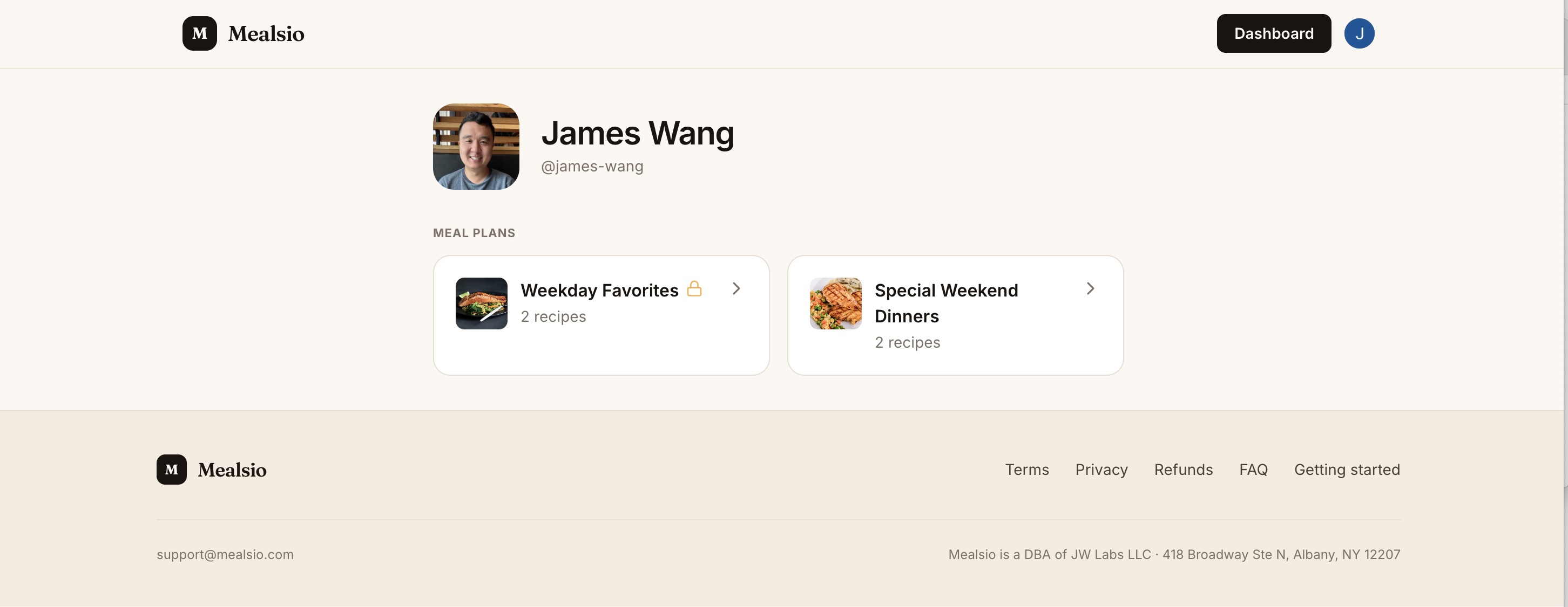 Public creator page showing profile, free and paywalled meal plans as a visitor sees them